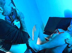 She's a pro at giving footjobs, sucking and licking toes 😍