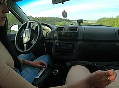 public road car handjob with housewife