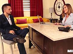 i'm the boss bitch gettin' fucked hard by this monster cock, milfaf style