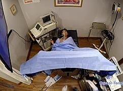 Minnie Rose uses vibrator, gives blowjob, creampie in latex gloves