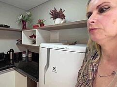 Delivery guy faces nympho housewife Tiffany Montavani with her fetish for motoboy spanking in the shower