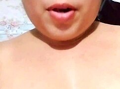 Profesora Colombiana sends intimate masturbation video by error 😳