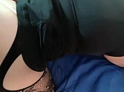 Venezuelan housewife fucks for money with coworker 😈