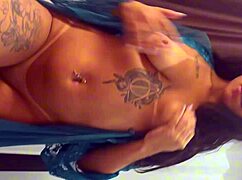 老婆在厨房，继女扑上来勾引我