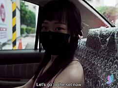 嘿，看Yuli作为中国明星第一次被操