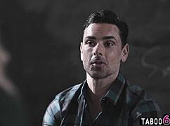 莉莉·拉里马尔吸老师大鸡巴吗？