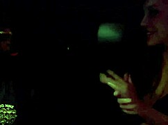 chamei um desconhecido para um passeio misterioso e fiz uma dupla penetração com dois bbc