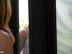 Housewife Skylar Snow Craves DP Drilling in PT Session