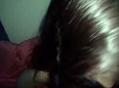 拉丁妹狂吸大鸡巴