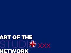 goth british teen rides the fucking machine.