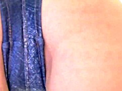 worship elza kom's ass