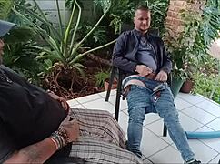 饥渴继兄操处女继妹好友射她奶子