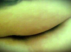 oh meu deus, meu padrasto me confundiu com minha mãe e me fodeu gostoso.