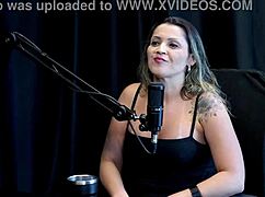 Começou recente com conteúdo pornô trabalhava com turismo fez uma dp e o cliente que queria um encontro - agatha mama watch on sheer red