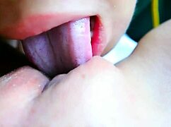 ASIAN PORNSTAR LICKS YOUNG PUSSY TO CREAMPIE