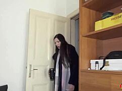 德国童子军诱惑小18+奶子熟女Rina Helena首次肛交