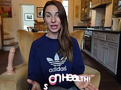 Girth matters in sex tutorial with Roxy Fox.