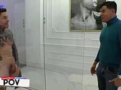 Jenny Wild骑Mat Bird巨屌紧屄狂野