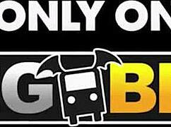 Addison Vodka sticks tongue for cumshot.