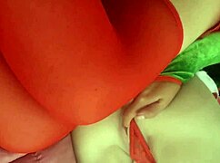 Stepsister elfa fucks two asses with tantaly doll for christmas.