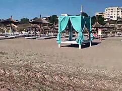 Babe Squirt Twice Amid Joggers On Beach