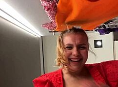 i saw this public fuckin in the changin room with young teens