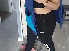 老板求我在上班时给他口交