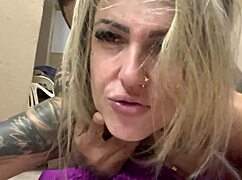 Making hot love in the alley with wet pussy and pulsing cock