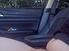 Break Time: BBW Amateur Gets Deepthroat And Swallows Cum