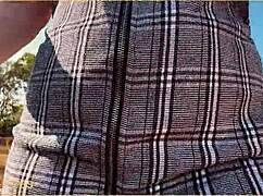 I forgot to wear panties under my skirt 😏