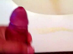 i masturbate my big cock to a huge cumshot