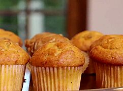 Laela Pryce and Hayden Marie fuck in the kitchen