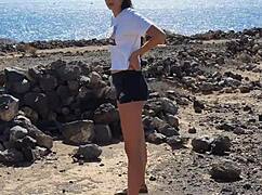 public pissing teen gives risky blowjob to boyfriend on camping 😏