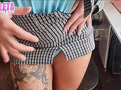 I gived a guided handjob pov to my naughty boss at work