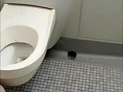 2025 02 04 Esclave F Dans Les WC De L'autoroute