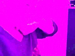 人妻调皮口交呛着噎着吞老公鸡巴