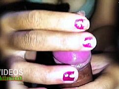 Pembantu Baruku Pinter Banget Cara Ngocok Kontolnya