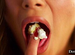 Deeper stunning beauty gianna devours jays juicy bbc