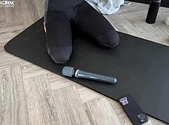 Muslim Aaliyah Yasin Is Caught By Her Housemate And Gets Cum On Her Face