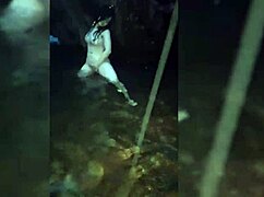 Sexo En Torrente Con Chica Blanca Y Muy Femenina Buenos Sentones Después De Mamarlo Duro