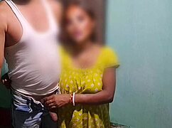 被嫂子抓到腋下抠大阴蒂哦不