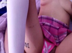 小丁字褲撥一邊...哎呀內射了