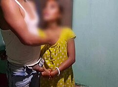 被嫂子抓到腋下抠大阴蒂哦不