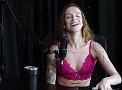 always liked sending nudes, called the teacher for a threesome and the bizarre situation in the favela - debora esteves