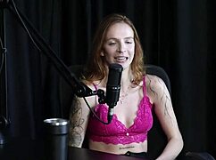 always liked sending nudes, called the teacher for a threesome and the bizarre situation in the favela - debora esteves