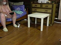 Mature Lesbians Shake Fat Asses Showing Holes