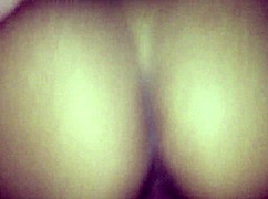 Hot 18-year-old Indian girl cumming hard!