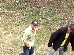 18+闺蜜想试和陌生男四人硬核肛交性冒险