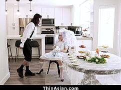 Stunning Asian Babe Kimmy Kim Flaunts Hot Figure