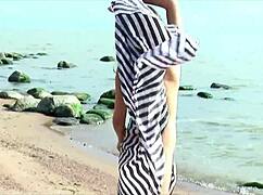 beach babe juliette, you cum hard from finger-banging that tight cunt?